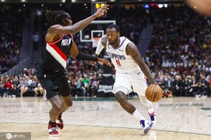 沃尔：有的球员喝一夜酒 第二天照样能拿40分