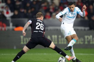 德甲卡位战深度解析：勒沃库森重回巅峰，多特蒙德状态为何持续下滑？