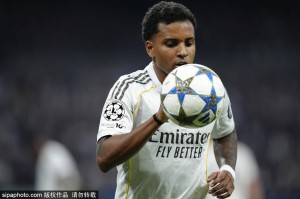 西甲第11轮赛程揭晓：皇马与巴萨主场迎战，谁能拿下关键胜利？