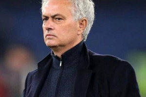 引起众怒！穆里尼奥或晚节不保，执教本菲卡竟成生涯最差