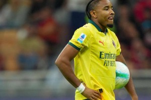 意甲最新动态：米兰锁定德国射手，国米加码后卫引援