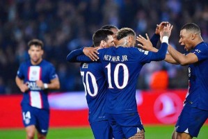 法甲焦点战：马赛主场强攻，洛里昂防守反击暗藏玄机（2025-09-13 02:45）