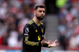 B费失点，新援首球比肩C罗，曼联1-3小蜜蜂，阿莫林造88年耻辱纪录