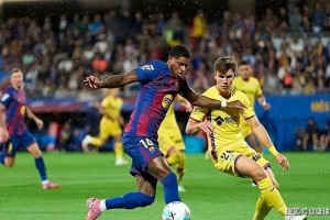 拉什福德因晨会迟到失首发，替补登场献助攻，此前他曾多次因纪律受罚