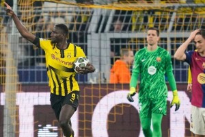 接班莱万！弗利克相中德甲29岁神锋 他曾5次攻破巴萨球门