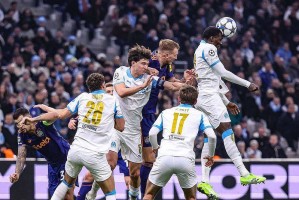 欧冠：马赛2比1逆转纽卡 奥巴梅扬梅开二度