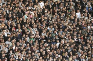 弗拉霍维奇拒绝比利亚雷亚尔转会，意甲新星的未来将何去何从？