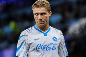 欧冠风云：哈兰德、姆巴佩与凯恩的梅开二度之争