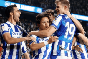 周日012 法国杯：斯特拉斯堡VS敦刻尔克——法甲vs法乙对决，斯特拉斯堡主场保晋级