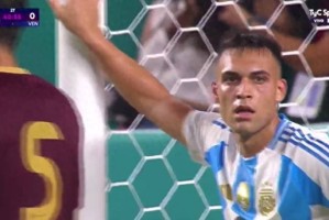 意甲最贵球员劳塔罗 全场9射5正0进球 注定踢不了阿根廷主力位置