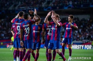 欧冠消息：10人那不勒斯败给曼城！拉什福德2球助巴萨客大胜纽卡