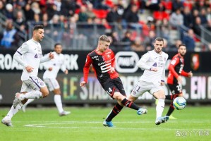 图卢兹对阵雷恩：法甲第十轮，两队谁能摆脱失利困境，赢得关键胜利