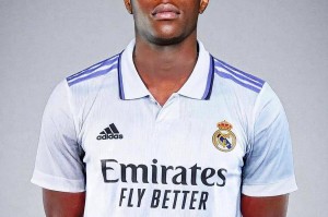 皇马再现神操作神操作！皇家马德里900万欧锁定意甲天才，楚阿梅尼替身已定