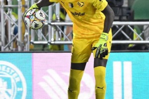 曼城2600万镑签下多纳鲁马：门将市场的新风向标