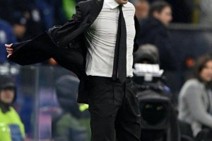 三分制时代以来，米兰每次在14轮意甲过后积分超过30分，他们最终都至少登上了前三名