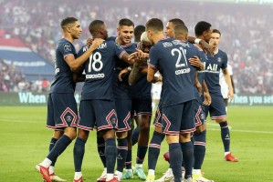 巴黎圣日耳曼遭遇小挫，雷恩连胜态势引关注，两队本轮对决看点十足