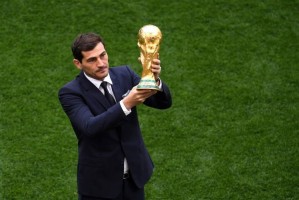 卡西利亚斯：争议总是会存在，每当有对皇马有利的判罚时就会出现