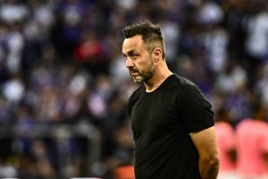 马赛4-0大胜洛里昂，德泽尔比：以谦逊与雄心迎战皇马