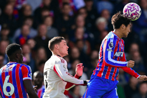 冷门1-2！枪手旧将97分钟读秒绝杀 11.2亿豪门三线7战全胜惨遭终结