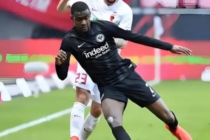 退出意大利籍！高洪波拍板觉得意甲王牌飞翼归化进国足，申花愿出重金引进他挑大梁