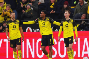 一场3-3踢出德甲神剧情，超级神锋一战封神：轰入3球，补时绝平