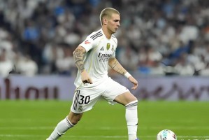 为世界杯而战：马斯坦图诺急需在皇马重夺上场机会