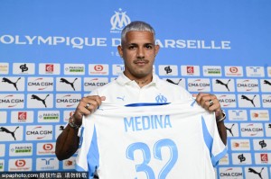 法甲马赛为新援法昆多·梅迪纳召开发布会</title>
        
    <title>法甲马赛为新援法昆多·梅迪纳召开发布会