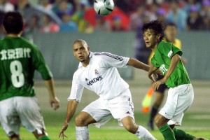 西甲历史最佳外援阵容揭晓！大罗、本泽马、苏亚雷斯、莫德里奇遗憾落选