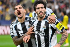 比戈登更出色！纽卡25岁铁腰闪耀欧冠他是真正的世界级