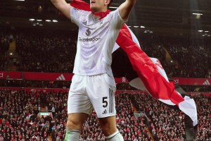 曼联续约马奎尔谈判细节揭秘！拉爵欲8万周薪签1年，马队降薪有底线