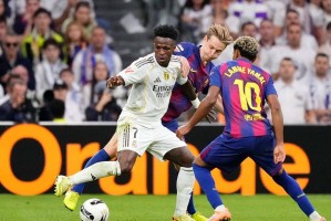 维尼修斯向阿隆索道歉，皇马过气一哥化解矛盾