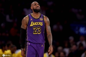 詹姆斯预计缺席整个季前赛 目标出战常规赛揭幕战